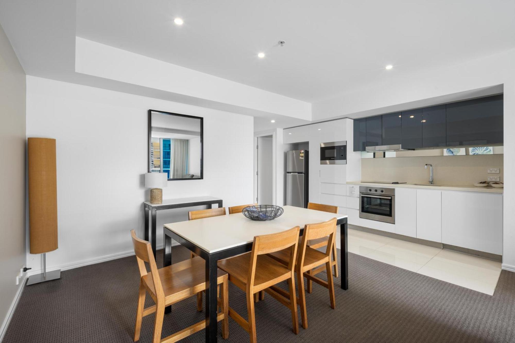 H-Residences Private Apartments - Hosted By Coastal Letting Gold Coast Bagian luar foto